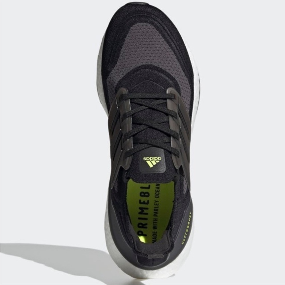 Adidas UltraBOOST 21 Black Carbon - Picture 3 of 10